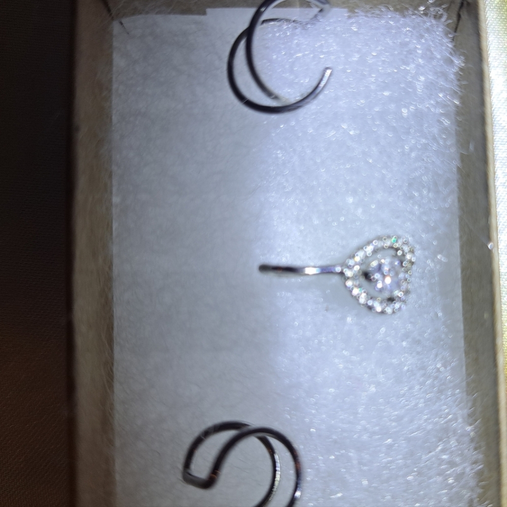NON-PIERCING NOSE RINGS